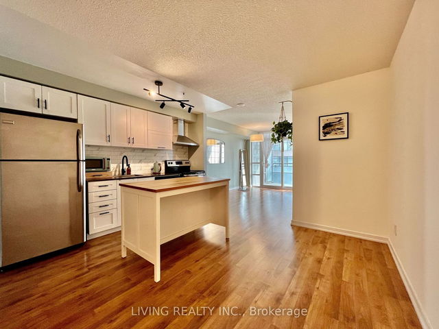 1204 - 38 Joe Shuster Way