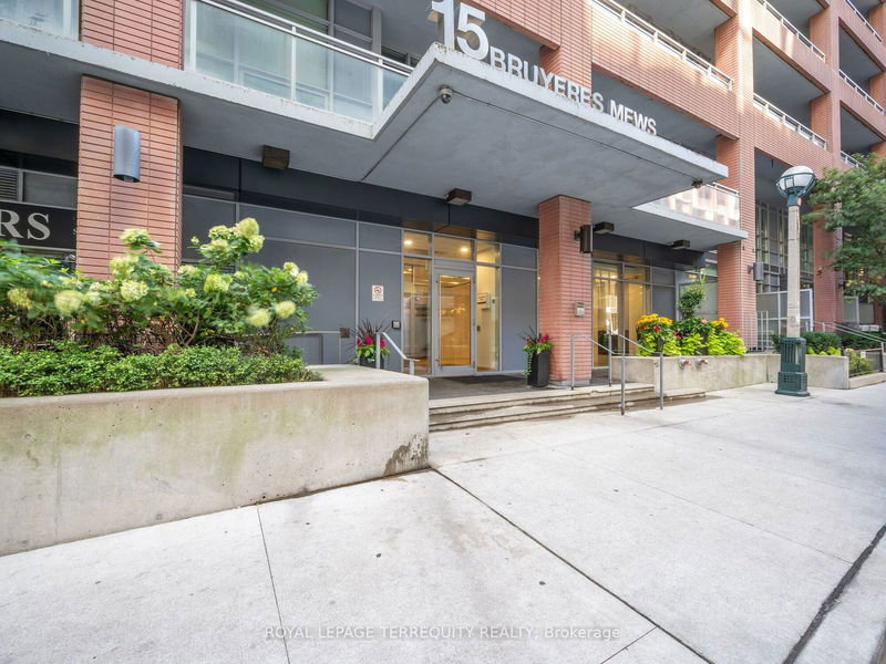  1308 - 15 Bruyeres Mews  Toronto, M5V 0A7 | Image 34