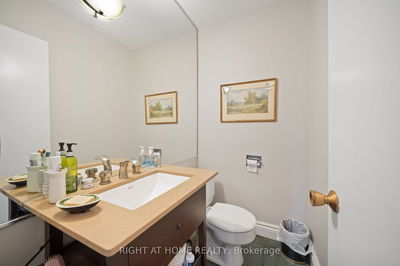 1 Toba Dr, Toronto - St. Andrew-Windfields image-0-4