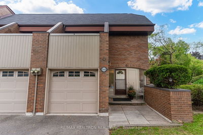 52 Flaming Roseway   Toronto, M2N 5W8 | Image 1