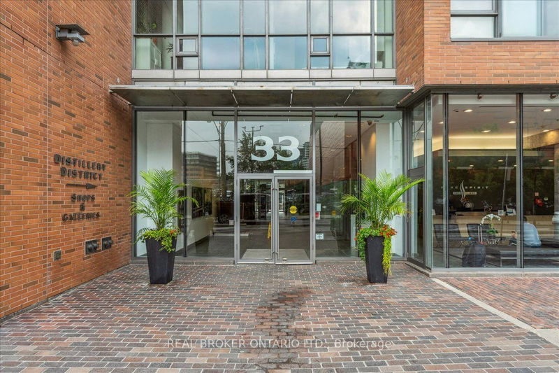  450 - 33 Mill St  Toronto, M5A 3R3 | Image 2