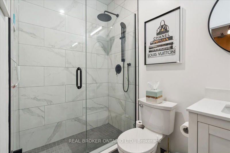  450 - 33 Mill St  Toronto, M5A 3R3 | Image 22