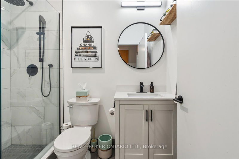  450 - 33 Mill St  Toronto, M5A 3R3 | Image 23