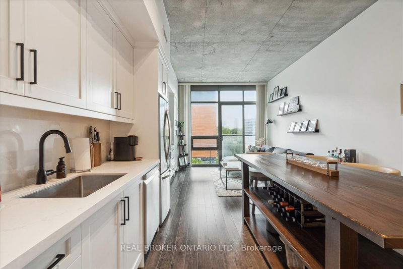  450 - 33 Mill St  Toronto, M5A 3R3 | Image 7