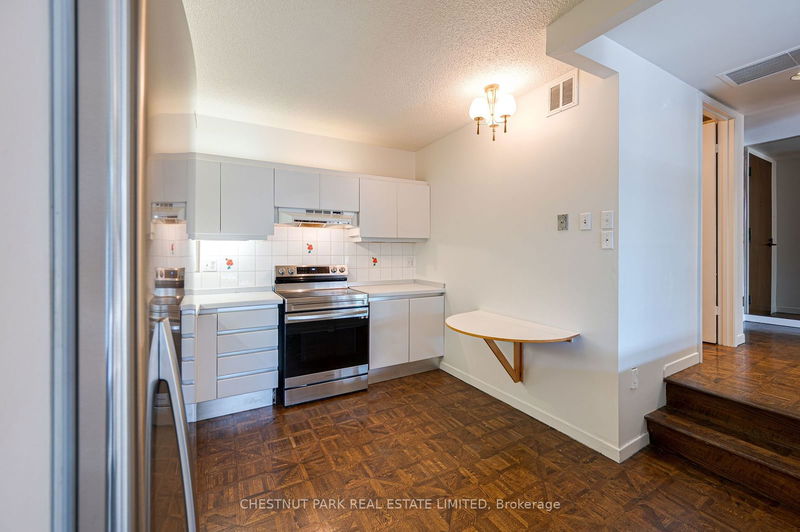  329 - 40 Oaklands Ave  Toronto, M4V 2Z3 | Image 18