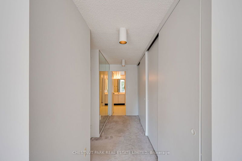  329 - 40 Oaklands Ave  Toronto, M4V 2Z3 | Image 28