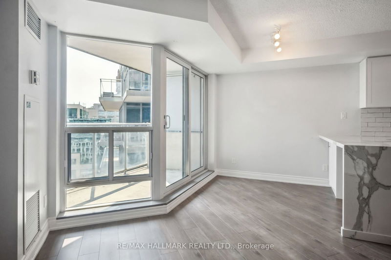  919 - 410 Queens Quay W Toronto, M5V 3T1 | Image 5