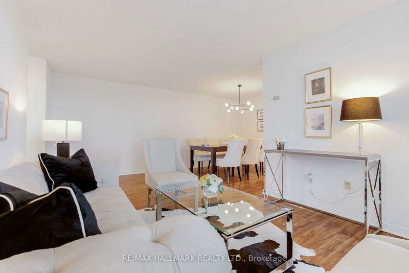  612 - 175 Hilda Ave  Toronto, M2M 1V8 | Image 3