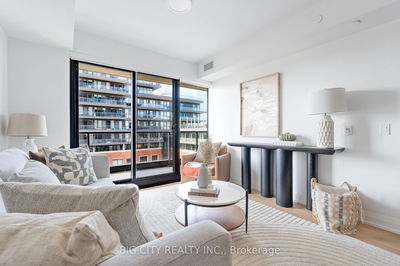 Unit 902 — 36 Brentcliffe Rd, Toronto - Thorncliffe Park image-0-1
