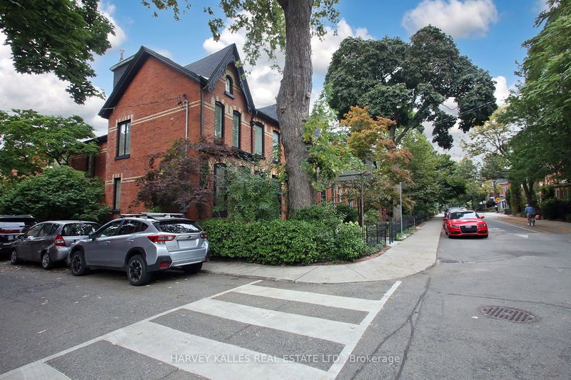 414 Sackville St  Toronto, M4X 1S9 | Image 2