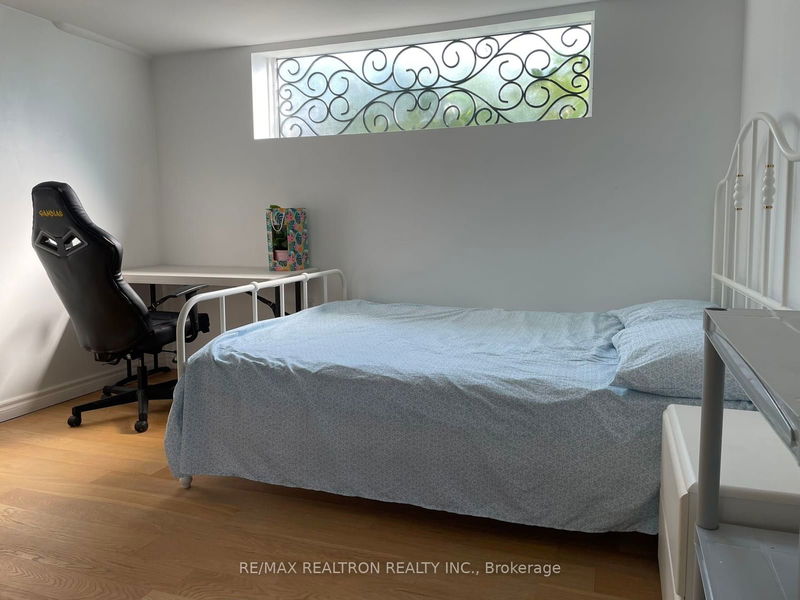 home for lease on 404 Willowdale Avenue