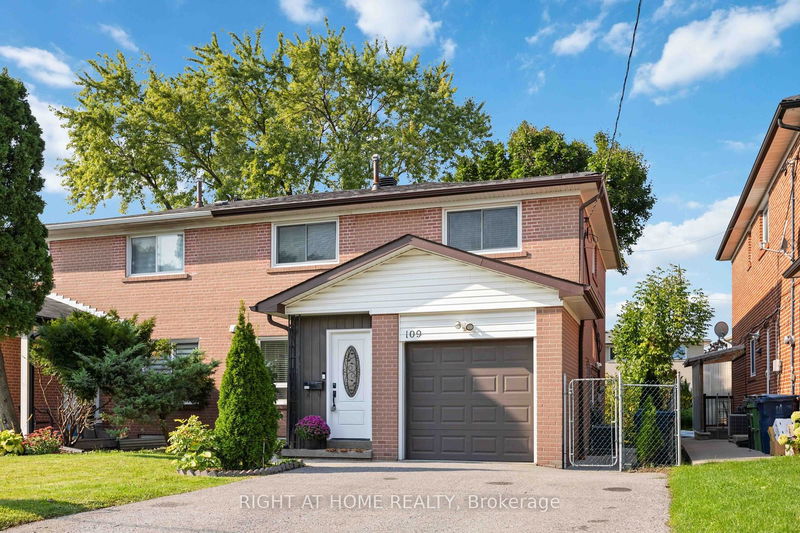 109 Fontainbleau Dr  Toronto, M2M 1P1 | Image 2