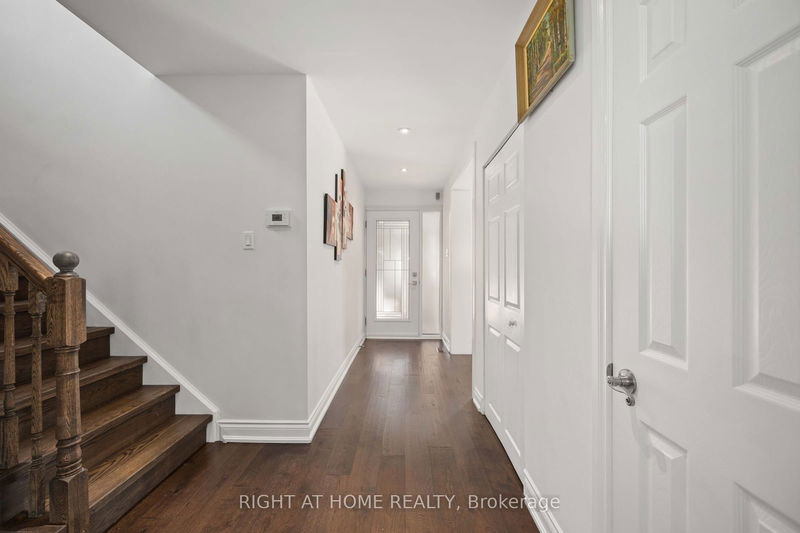 109 Fontainbleau Dr  Toronto, M2M 1P1 | Image 4