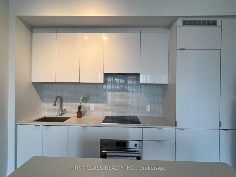 3609 - 7 Grenville Street