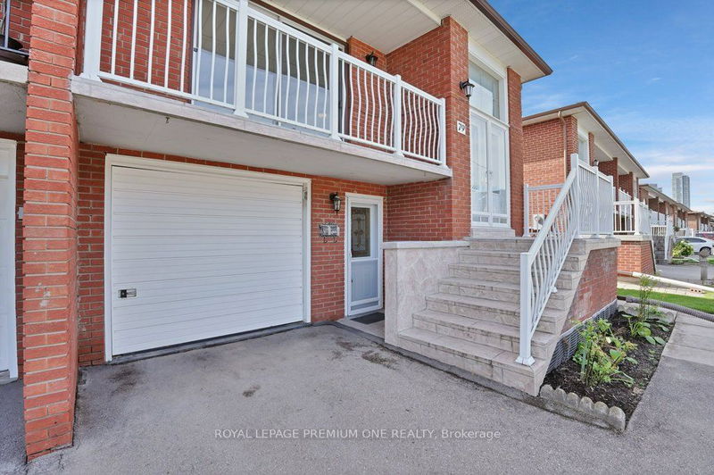 79 Hickorynut Dr  Toronto, M2J 4W6 | Image 2