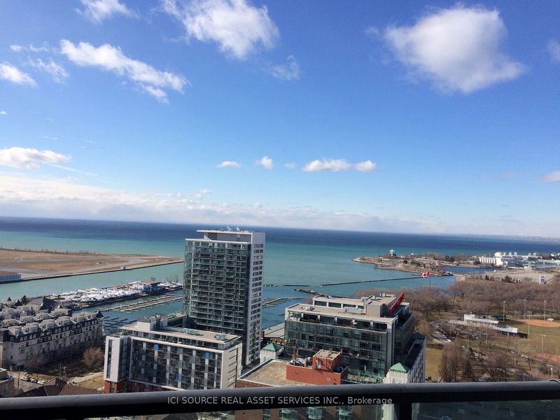 home for lease on 3005-600 Fleet Street
