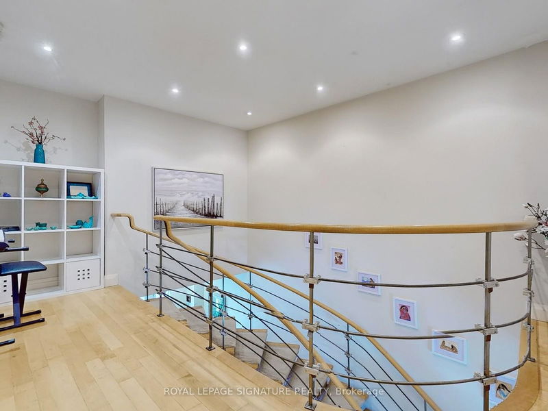 96 Crimson Millway   Toronto, M2L 1T6 | Image 17