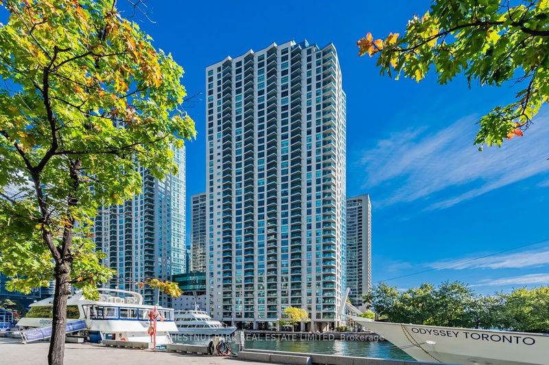  1008 - 99 Harbour Sq  Toronto, M5J 2H2 | Image 1