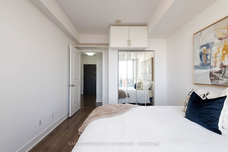  1107 - 68 Merton St  Toronto, M4S 1A1 | Image 8