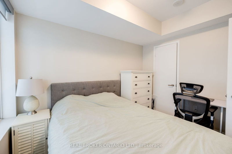  2108 - 99 Broadway Ave  Toronto, M4P 0E3 | Image 19