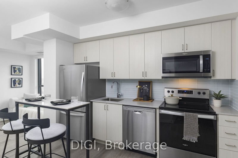 home for lease on 909-325 Yorkland Boulevard