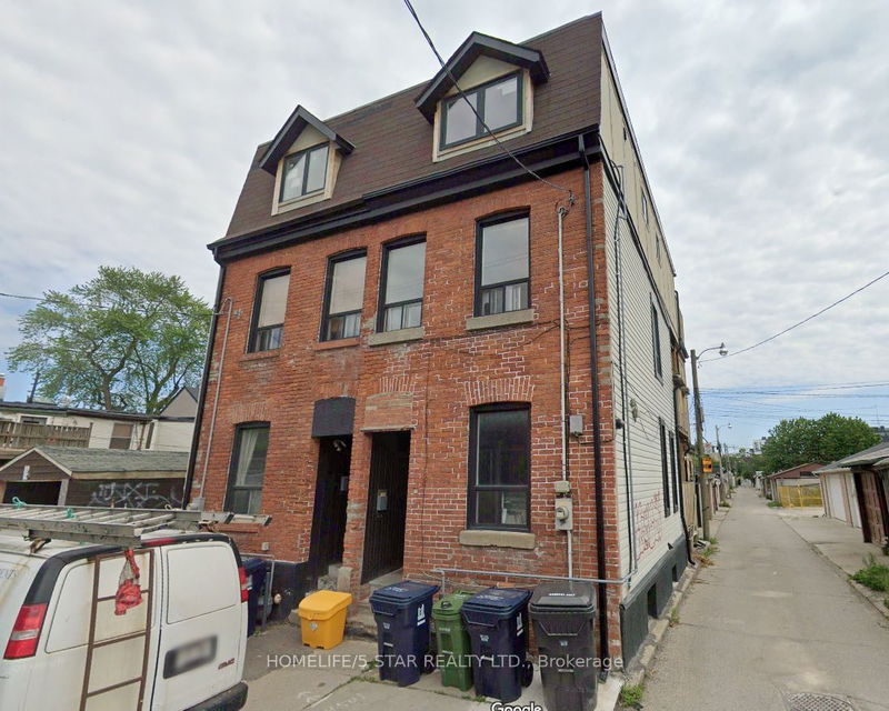 home for lease on 3-41 Humbert Street