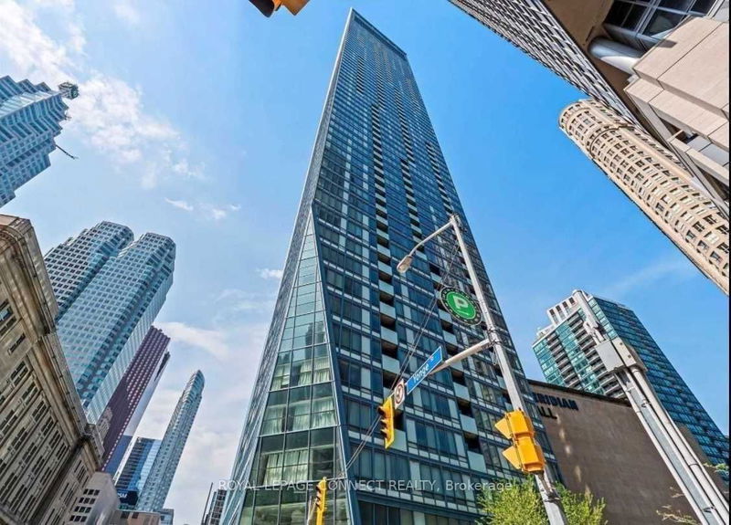 home for lease on 1207-8 The Esplanade Way