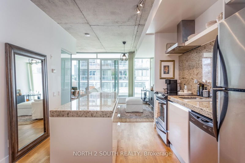  527 - 75 Portland St  Toronto, M5V 2M9 | Image 2