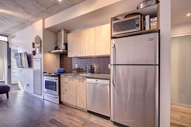 404 - 650 King Street