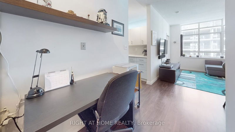  1010 - 80 Mill St  Toronto, M5A 4T3 | Image 14