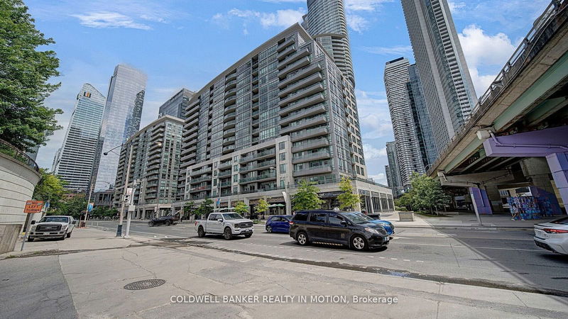  918 - 25 Lower Simcoe St  Toronto, M5J 3A1 | Image 2