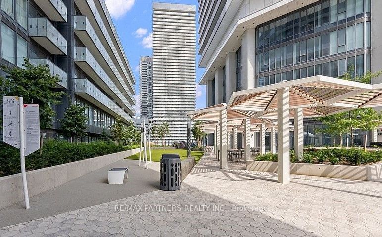  1209 - 138 Downes St  Toronto, M5E 0E4 | Image 17