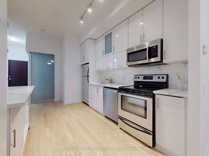  S218 - 112 George St  Toronto, M5A 2M5 | Image 15