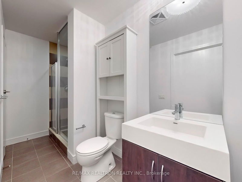  S218 - 112 George St  Toronto, M5A 2M5 | Image 17