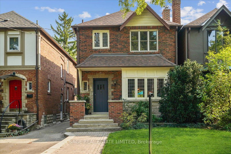 home for sale on 121 Albany Avenue