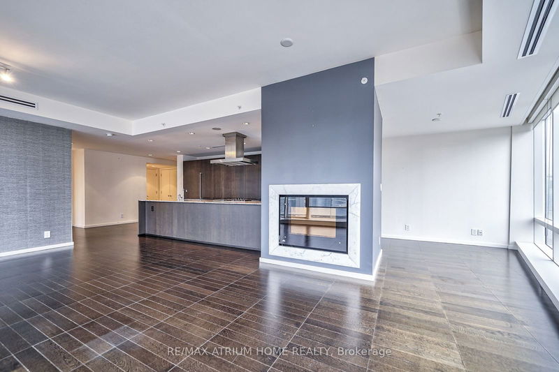  3709 - 180 University Ave  Toronto, M5H 0A2 | Image 15