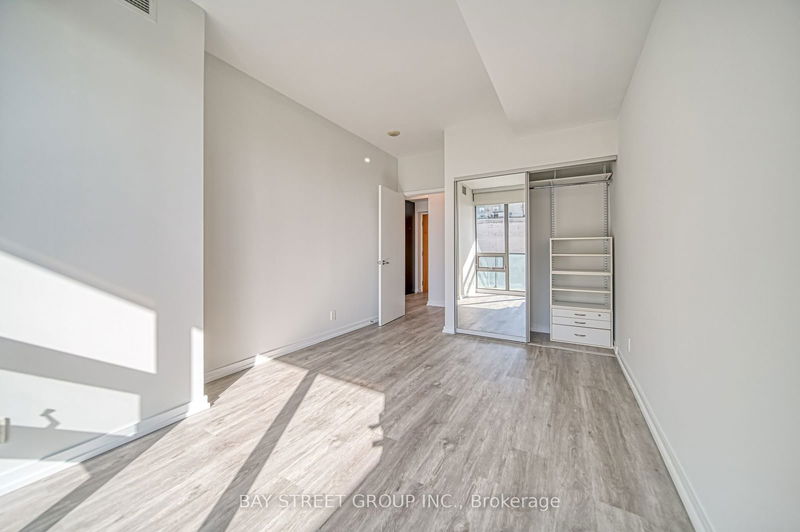  809 - 33 Lombard St  Toronto, M5C 3H8 | Image 25