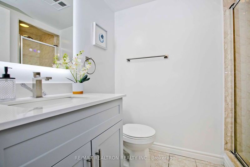  701 - 7 Lorraine Dr  Toronto, M2N 7H2 | Image 12