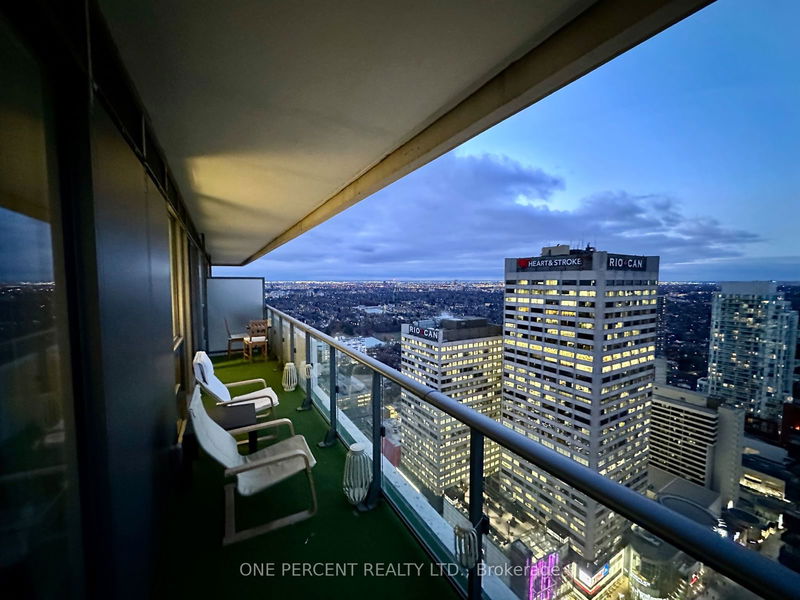  3711 - 2221 Yonge St  Toronto, M4S 0B8 | Image 21