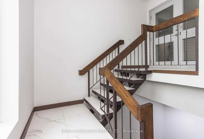 204 - 6174 Yonge St, Toronto, M2M 3X1 | Image 2