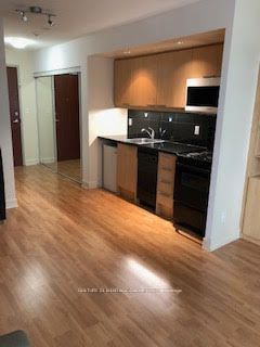 UPH04 - 19 Avondale Avenue