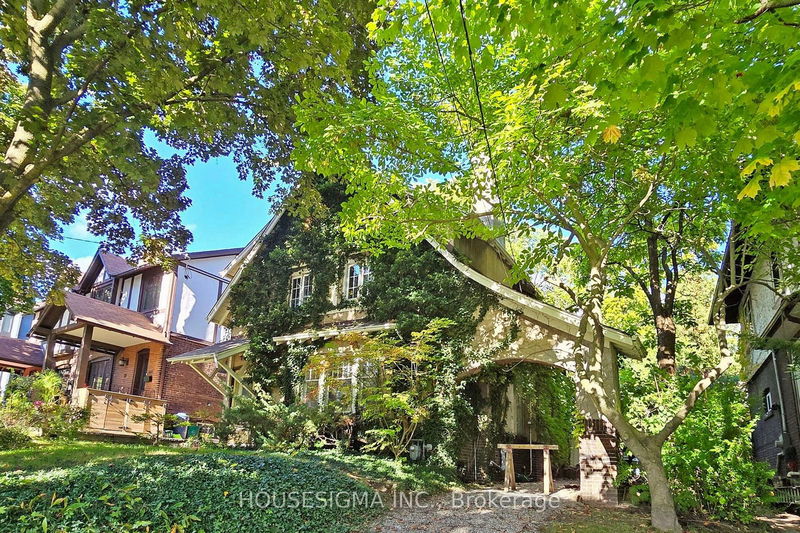 home for lease on 11 Oswald Crescent