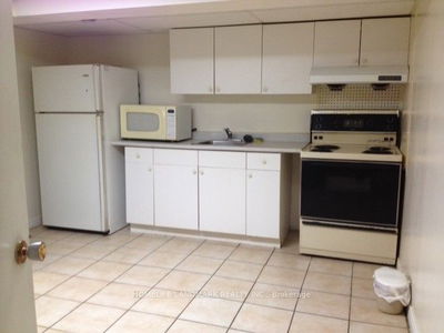 141 Apache Tr, Toronto - Pleasant View image-0-1