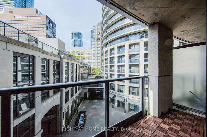  406 - 25 Carlton St  Toronto, M5B 1L4 | Image 17