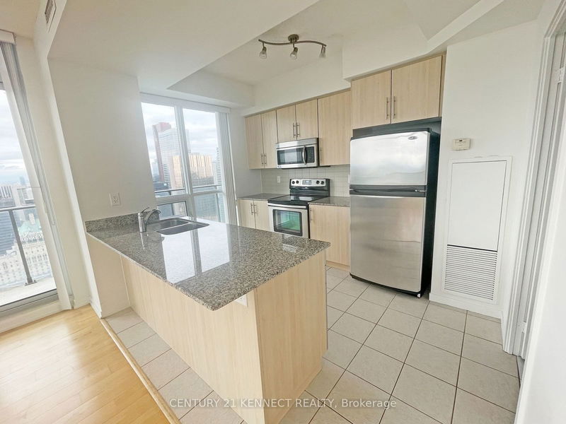  5005 - 65 Bremner Blvd  Toronto, M5J 0A7 | Image 11