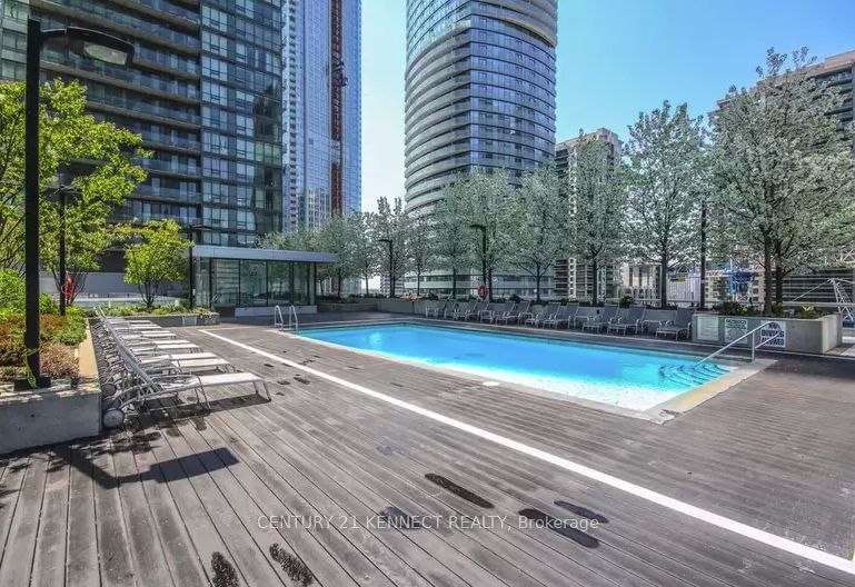  5005 - 65 Bremner Blvd  Toronto, M5J 0A7 | Image 4