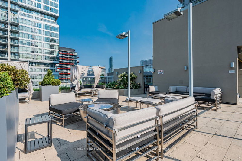  1205 - 126 Simcoe St  Toronto, M5H 4E6 | Image 20