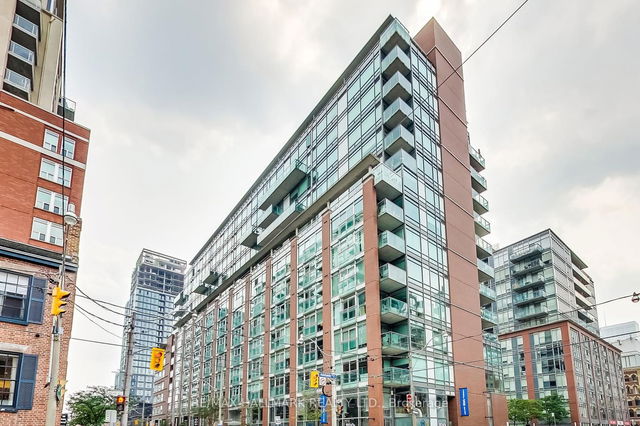 1002 - 333 Adelaide Street