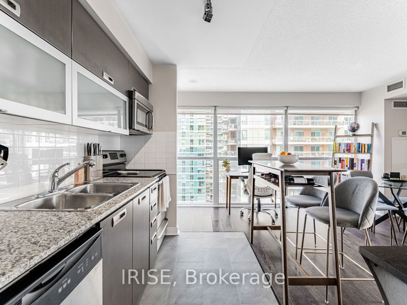  1602 - 100 Western Battery Rd  Toronto, M6K 3S2 | Image 16