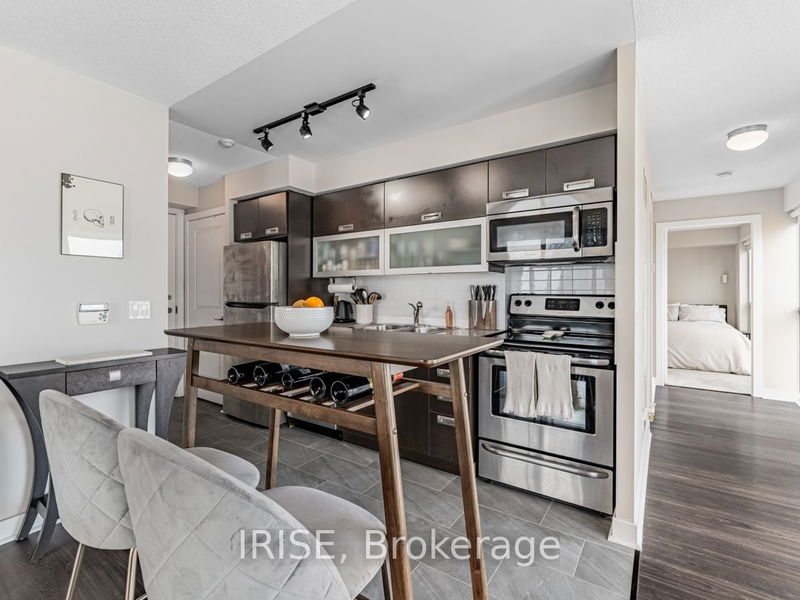  1602 - 100 Western Battery Rd  Toronto, M6K 3S2 | Image 17